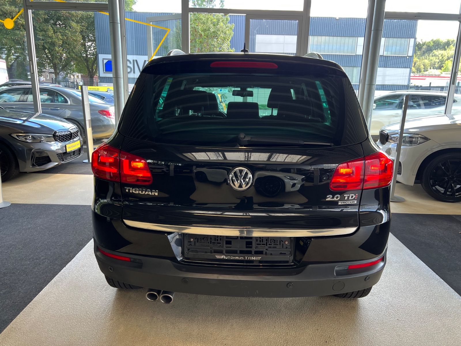 Fahrzeugabbildung Volkswagen Tiguan 2.0TDI Sport & Style 4Motion *PANO*XENON*