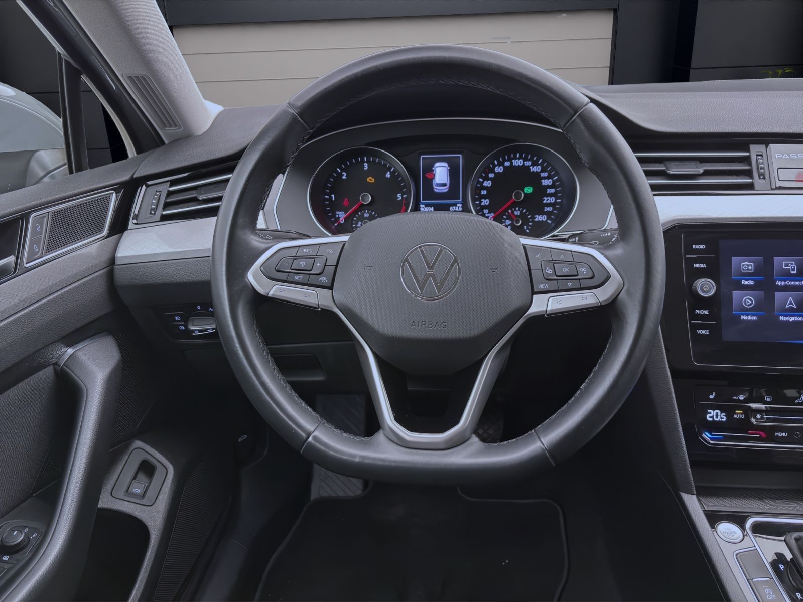 Volkswagen Passat Variant - Bild 12