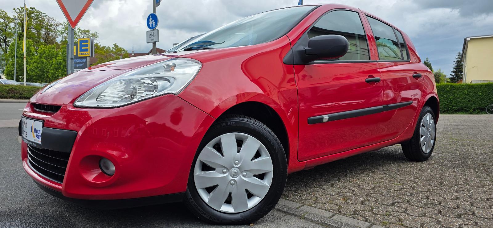 Renault Clio III Expression TÜV + Zahnriemensatz Neu 2Hd