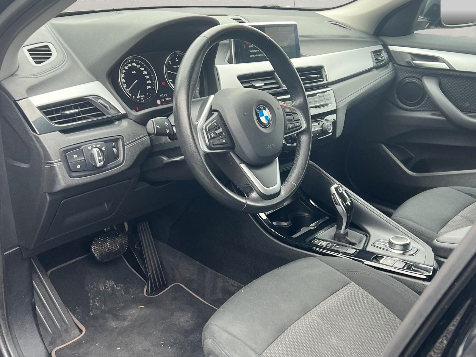 BMW X2 sDrive 18 d Advantage foto 11