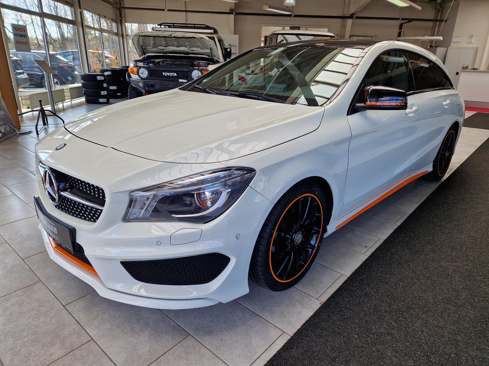 Mercedes-Benz CLA 200 Orange Edition AMG Line Design/ Optik