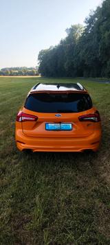 Ford Focus 2,3 EcoBoost ST Styling-Paket Turnier ... - Ford Focus: Styling
