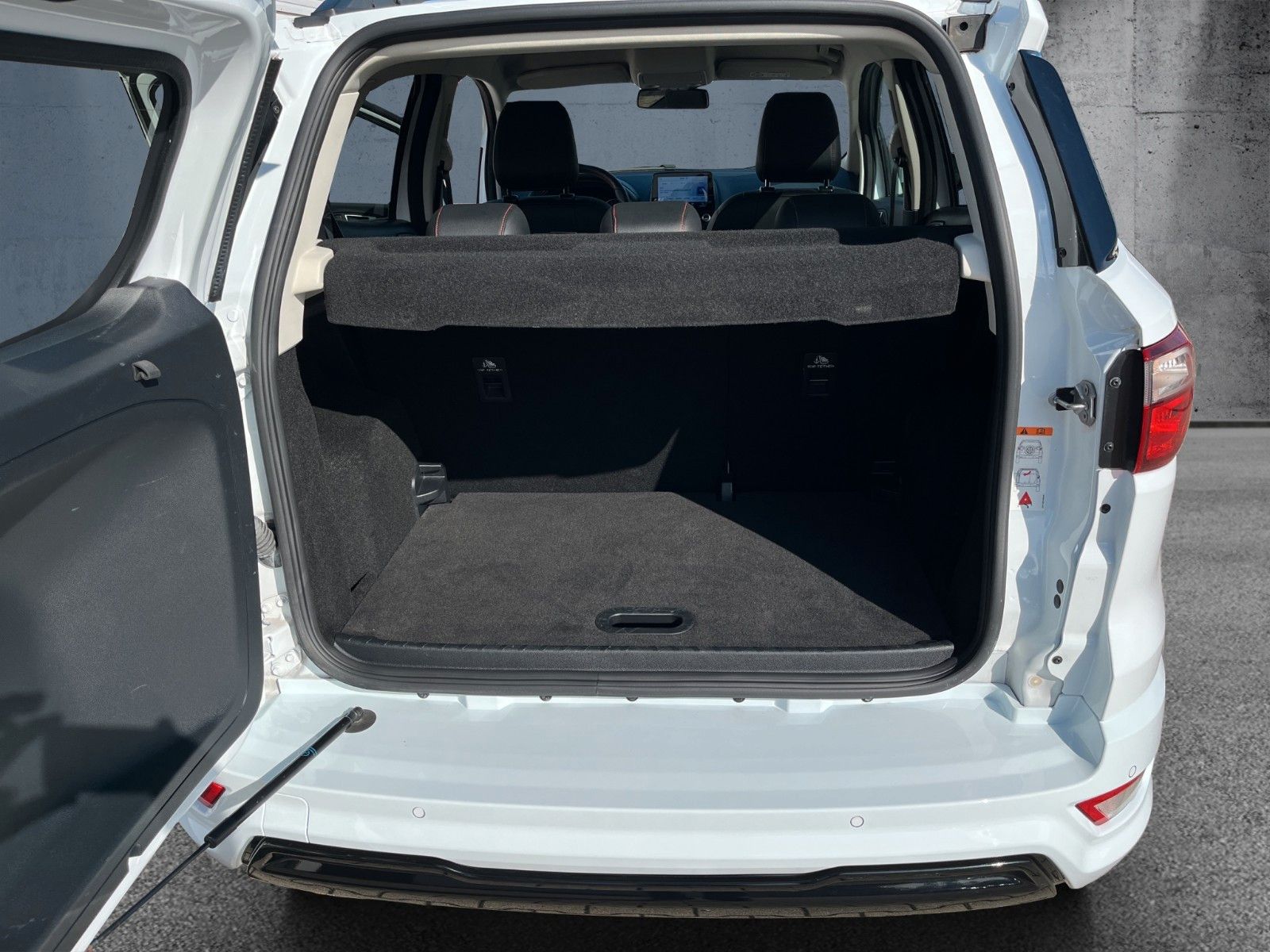 Fahrzeugabbildung Ford EcoSport ST-Line