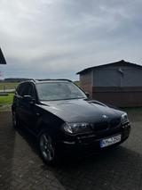 BMW X3 3.0i - AHK - PANO - SHZ - gebrauchte BMW X3 aus dem Jahr 2003