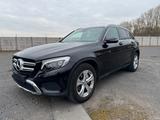 Mercedes-Benz GLC 250 4Matic 02/2016 - schwarze Mercedes-Benz GLC-Klasse