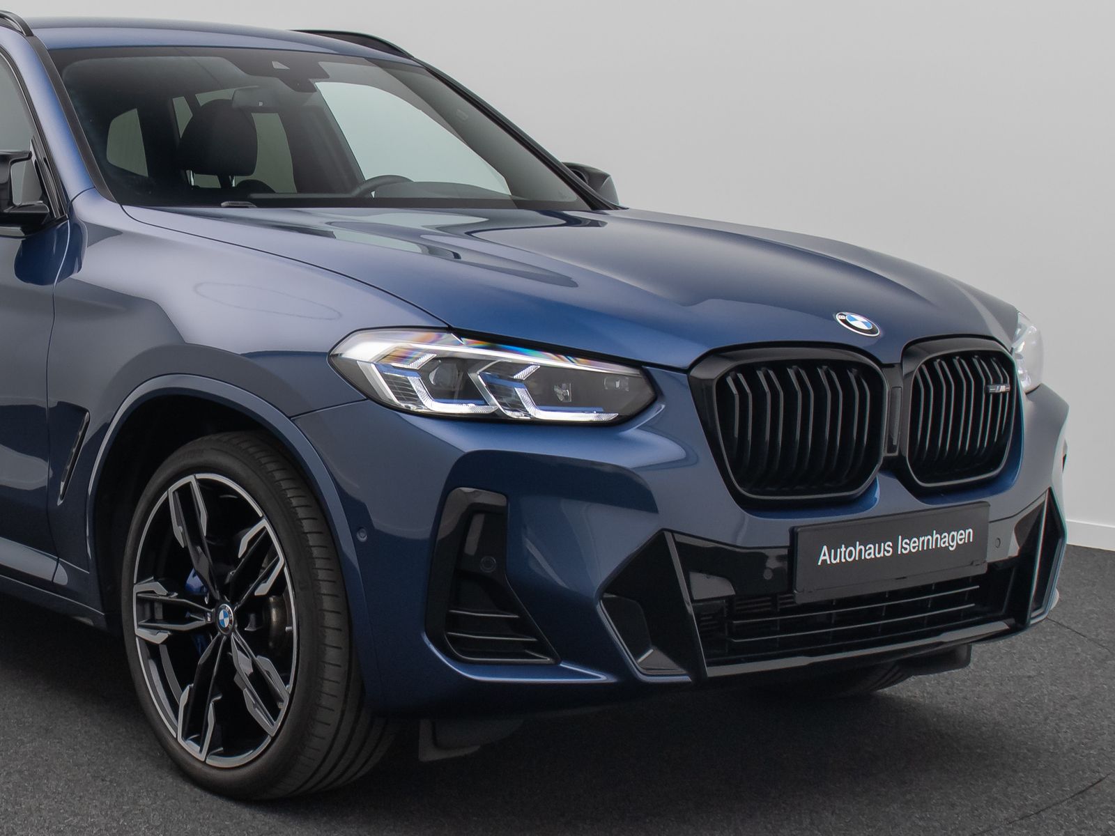 Fahrzeugabbildung BMW X3 M40i Kamera Laser HUD DAB HiFi Komfort 21Zoll