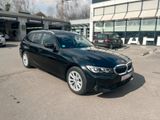 BMW 318 i Touring Advantage LED*Navi*Panorama* - BMW 318: Kombi