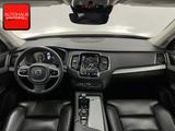 Volvo XC90 T8 RECH AWD INSCRIPTION 7SITZ+PANO+AHK+22Z+ - Volvo 7-Sitzer