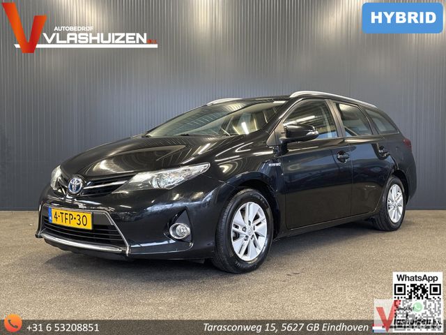 Toyota Auris Touring Sports 1.8 Hybrid Aspiration | Cru