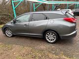 Honda Civic 1.8 i-VTEC Sport Tourer Sport - Honda Civic: 8