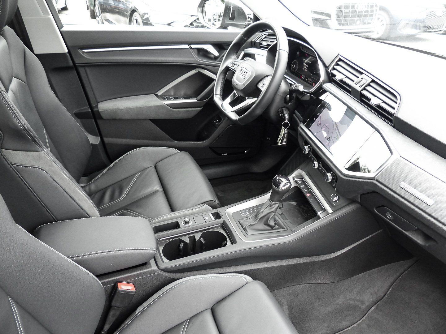 Audi Q3 Sportback 45 TFSI e S tronic S line Pano Sono foto 8