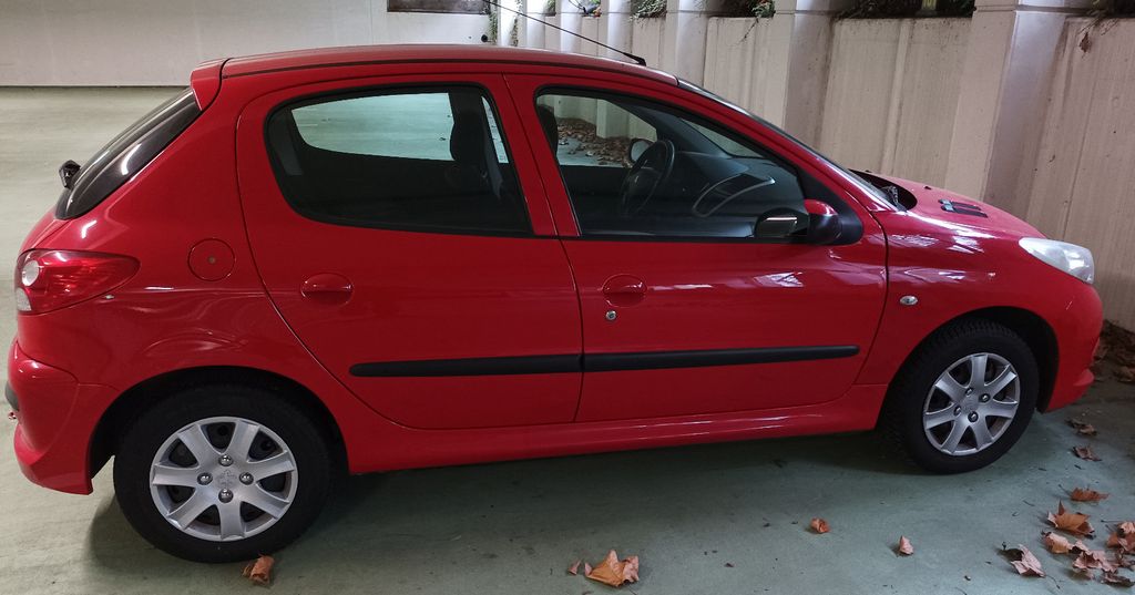 Peugeot 206