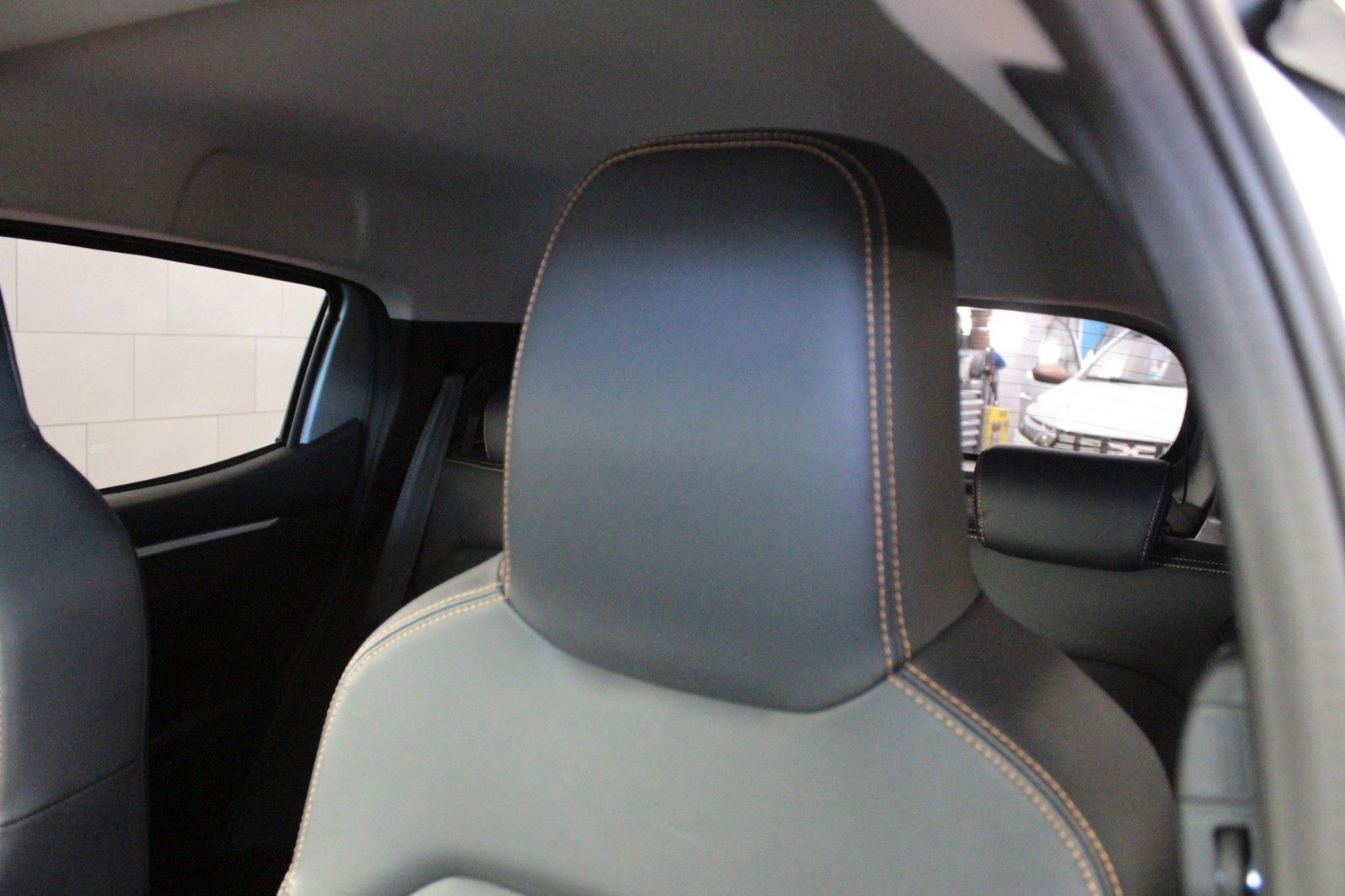 Fahrzeugabbildung Dacia Spring 45 Electric Comfort *Look Paket