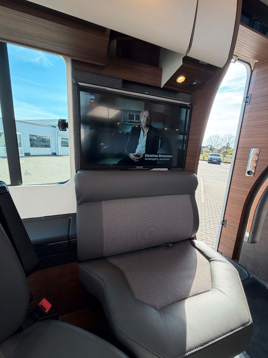 Fahrzeugabbildung Carthago chic c-line 5.0 QB L Queensbett Cortina