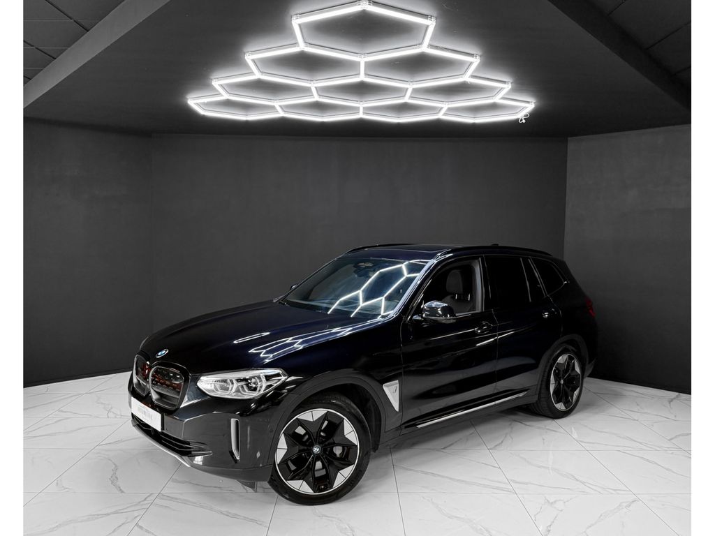 Image of BMW iX3