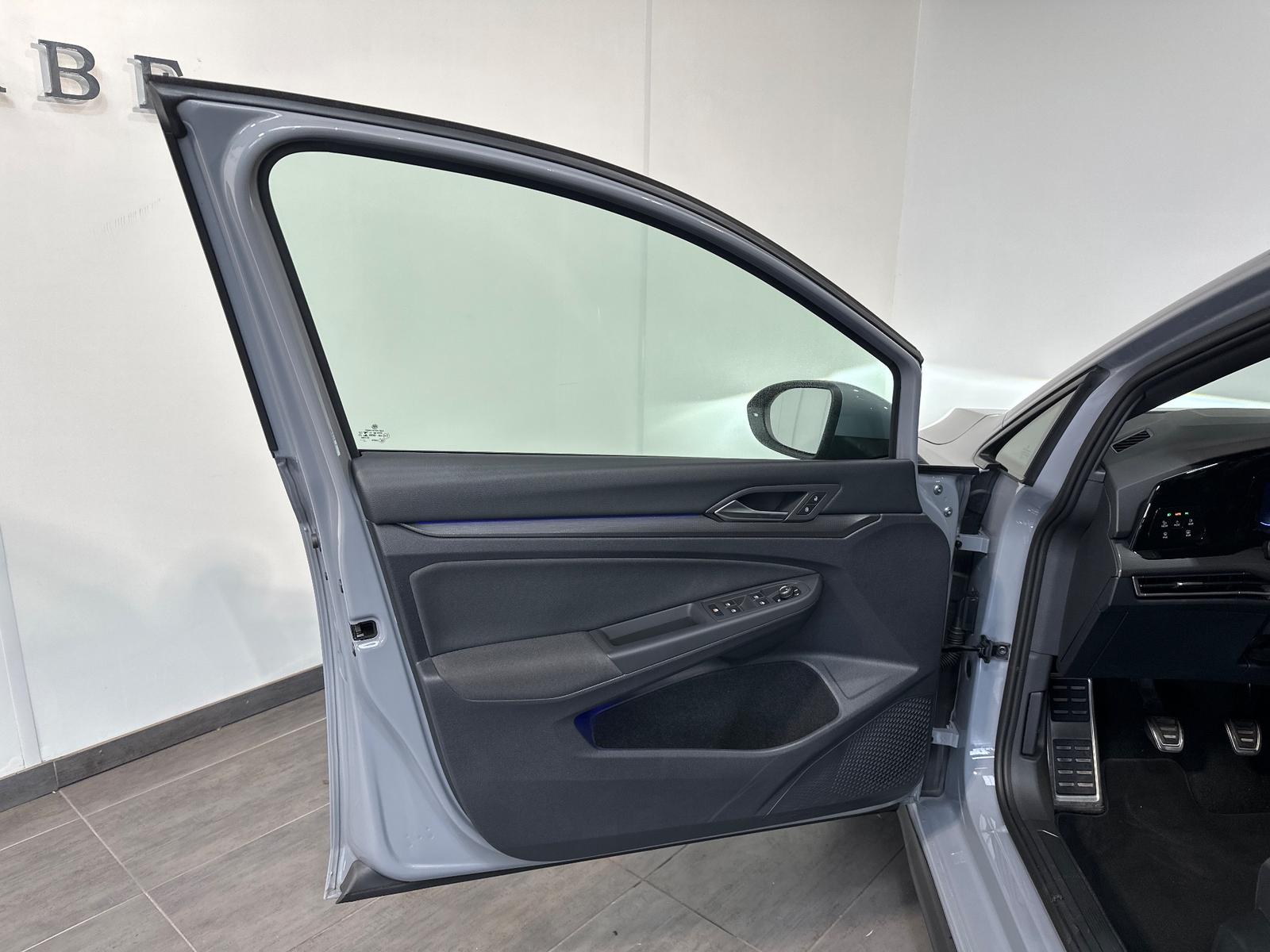 Volkswagen Golf 2.0 TSI OPF GTI NAV+LED+KAM+SHZ+KEYLESS, миниатюра 6