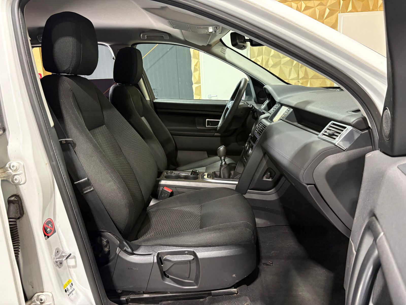 Fahrzeugabbildung Land Rover Discovery Sport Pure/PDC/SHZ/KLIMA/SPURHALTEASS.