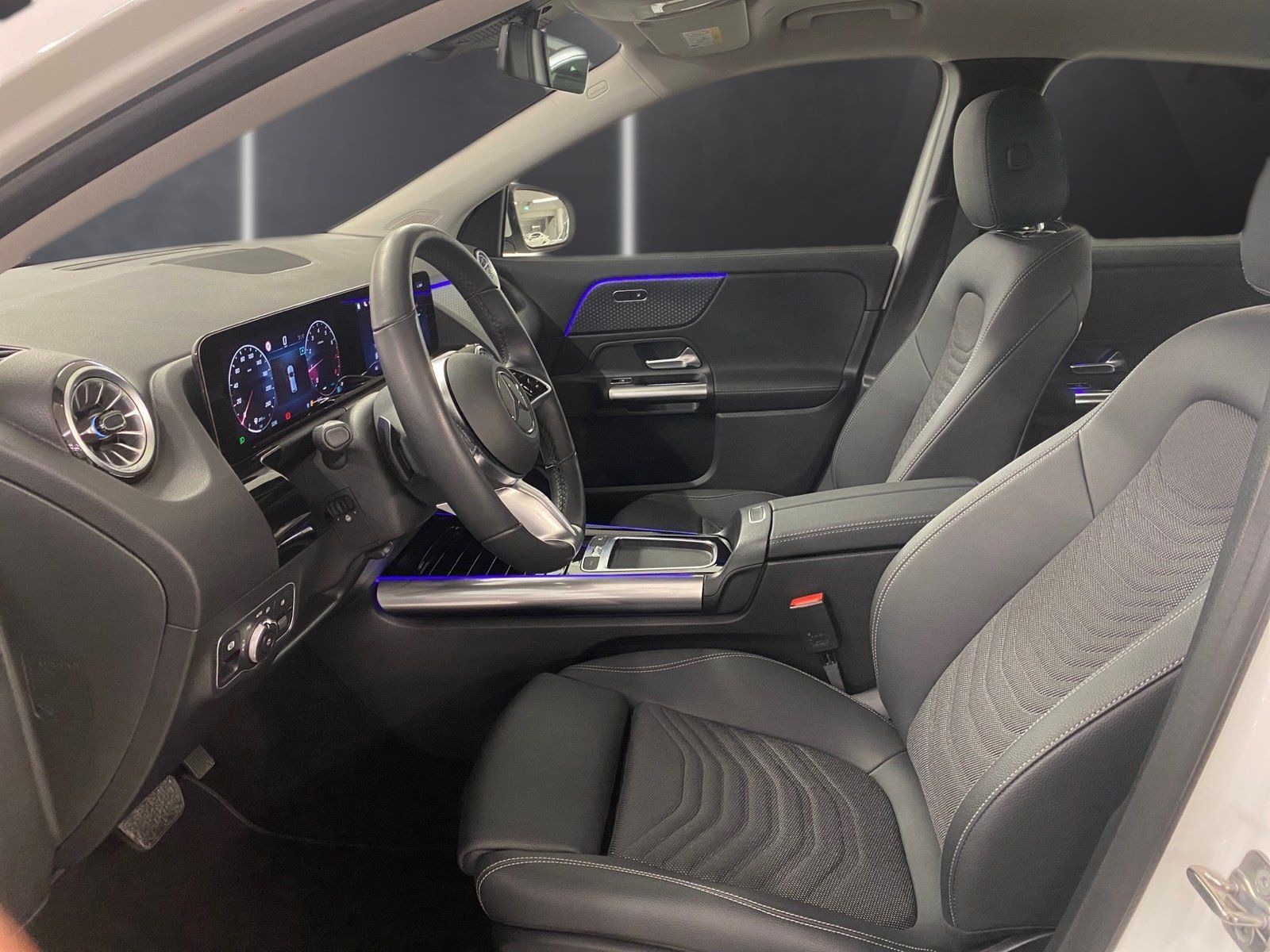 Fahrzeugabbildung Mercedes-Benz GLA 200 Progressive*Totwink*LED*Kamera*Easy-Pack