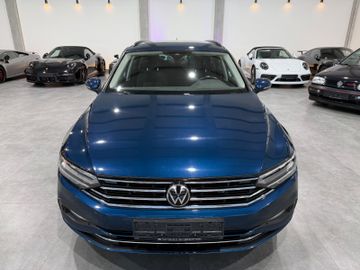 Volkswagen Passat Variant - 2