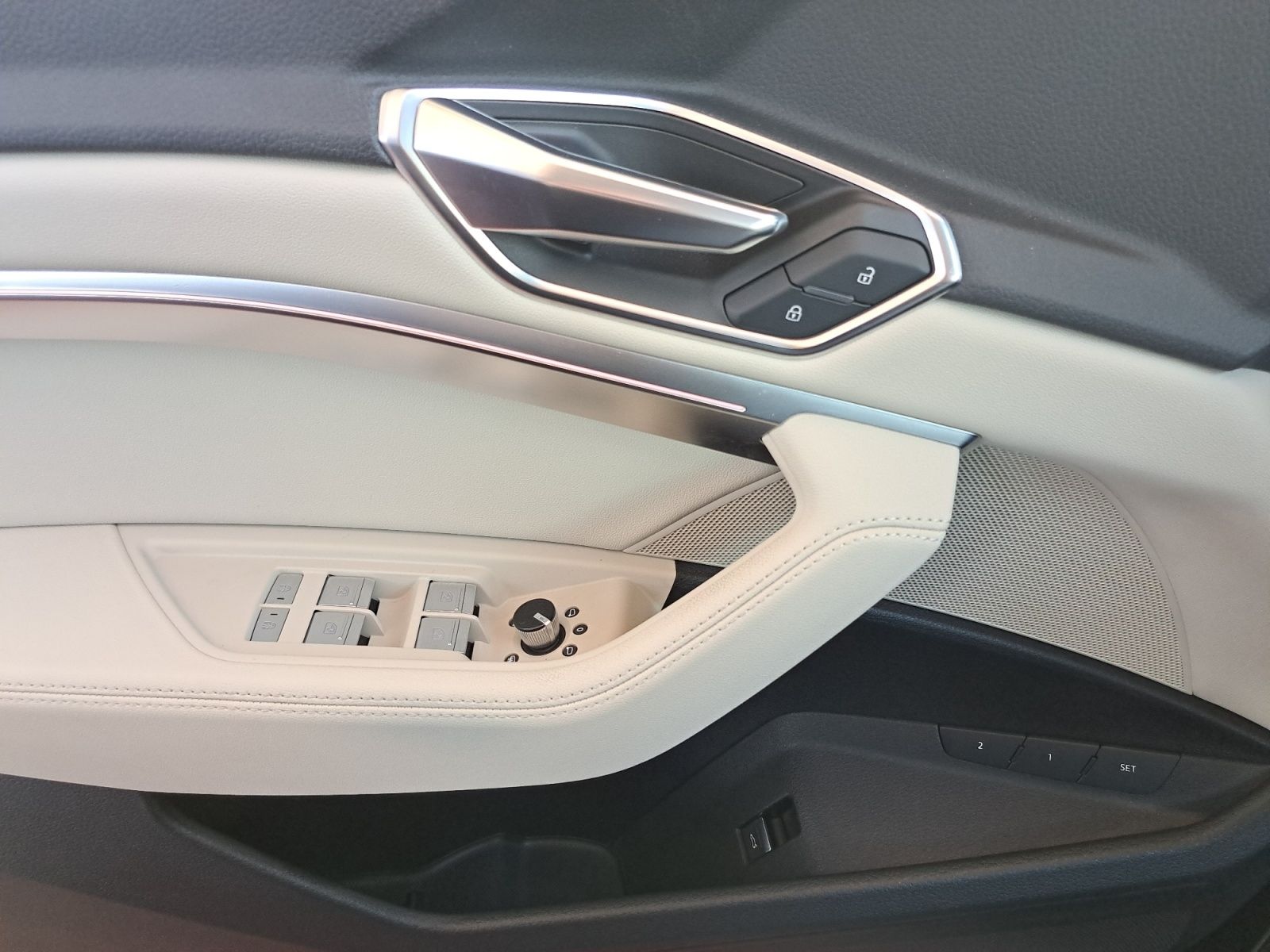 Audi e-tron - Bild 17