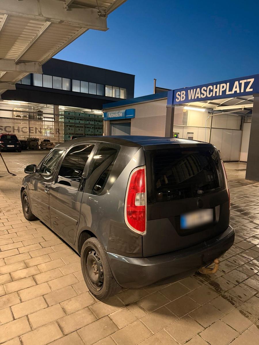 Skoda Roomster 2007 — салон