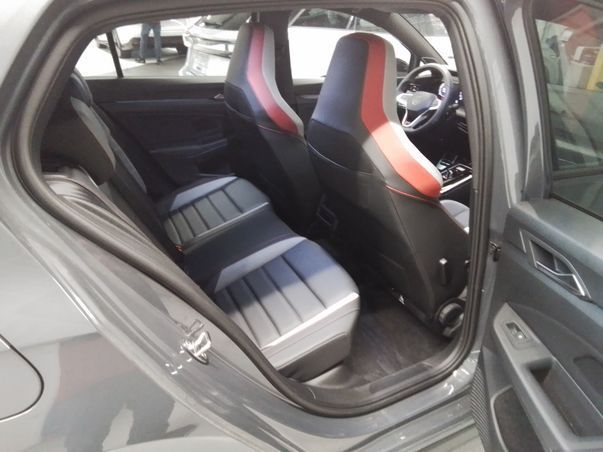 Volkswagen Golf - Bild 8