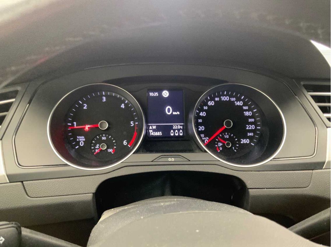 Fahrzeugabbildung Volkswagen Passat Var 2.0d Concept LED/ACC/NAVI/SHZ/RFK/8Fa