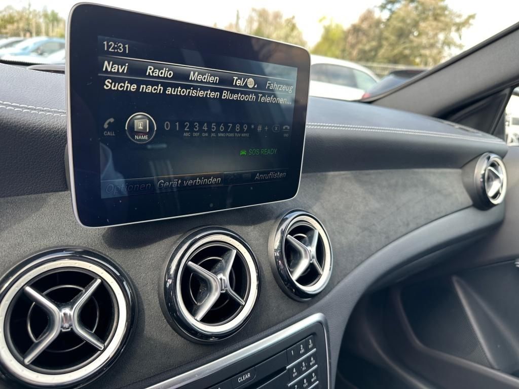 Fahrzeugabbildung Mercedes-Benz A 180 AMG Navi LED SHZ Ambie. Sport RDK CD