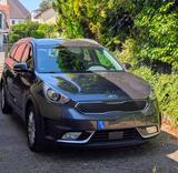 Kia weniger 5 Lt/100km. Sitzlüftung vorne.