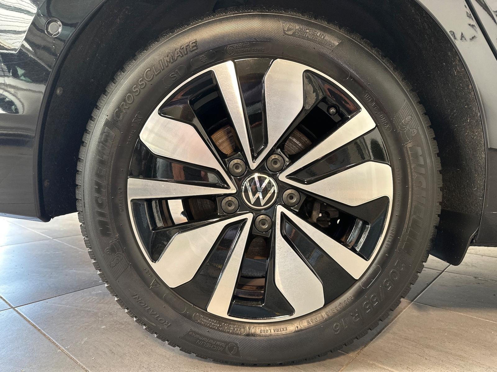 Volkswagen Golf Variant 1.5 eTSI DSG Move NAV+LED+GJR+KAM, миниатюра 3