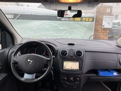 Lodgy Stepway - Sitzh. - Tempomat - Klima - Navi