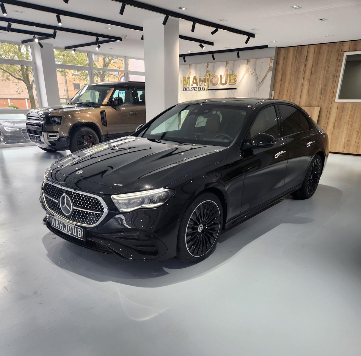 Mercedes-Benz E 200  Lim. AMG Line Premium  Euro1