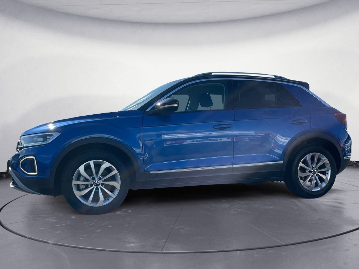 Volkswagen T-Roc 2.0 TDI DSG Style MATRIX NAVI KAMERA PANO foto 2