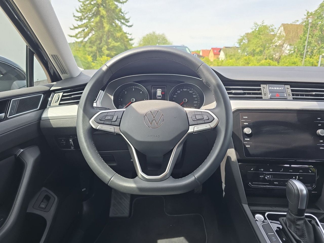 Fahrzeugabbildung Volkswagen Passat Variant Business 2.0 TDI SCR 110 kW