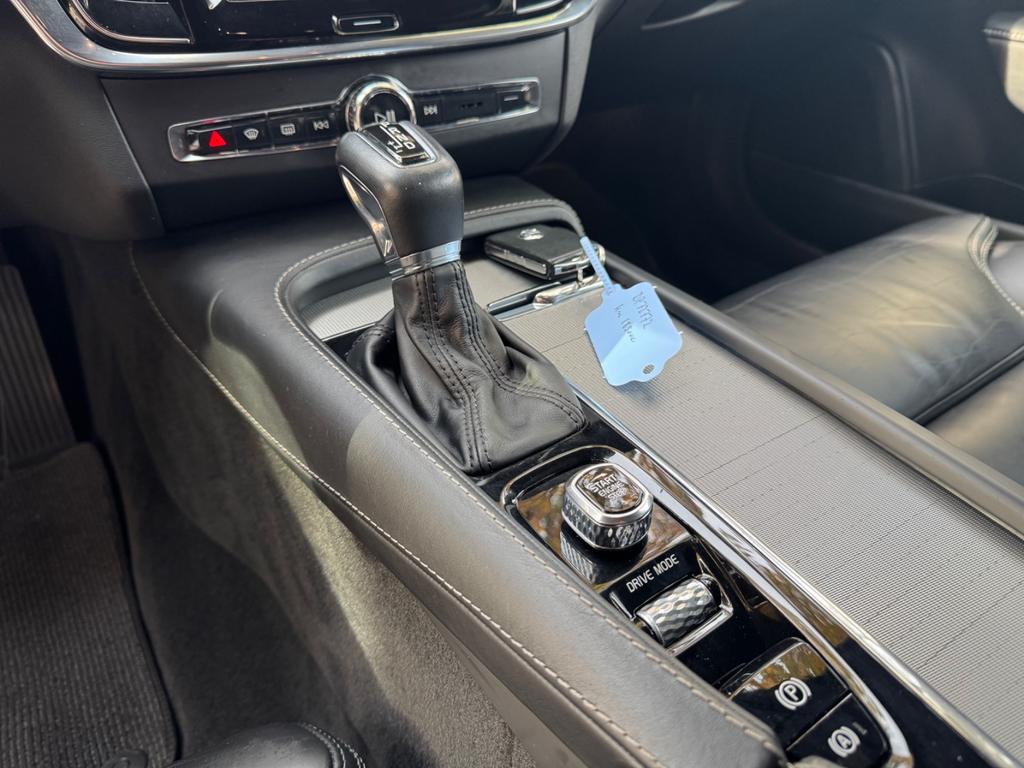 Volvo V90 Cross Country