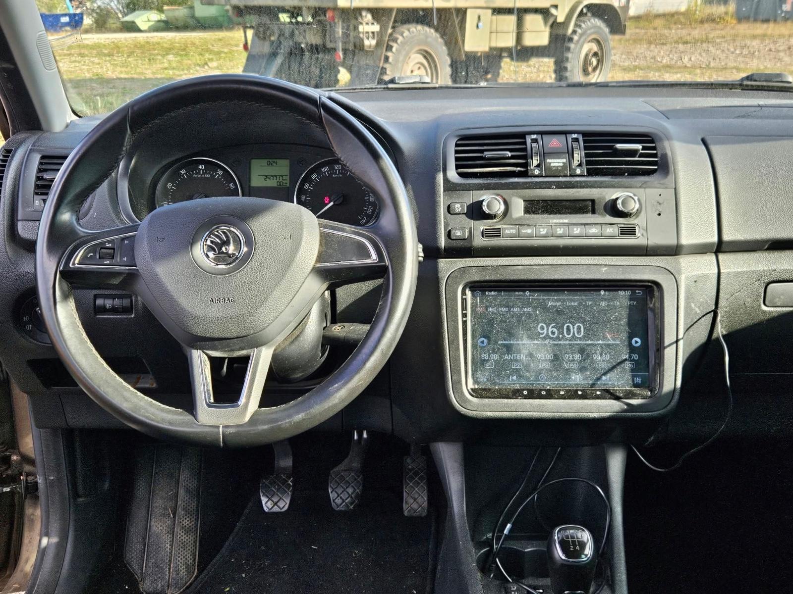 Skoda Roomster 2013 — photo 15
