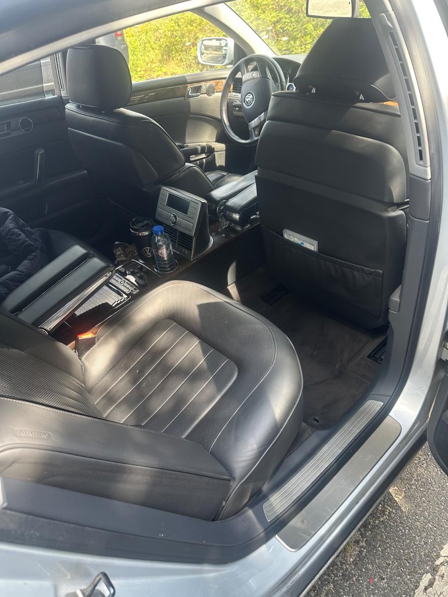 Volkswagen Phaeton 3.0 V6 TDI TÜV, SH-Gepflegt, Vollaussta!