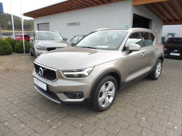 Volvo XC 40 T2  Momentum Pro 2WD