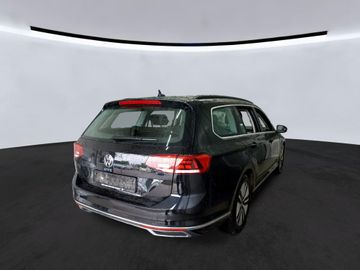 Volkswagen Passat Variant - 4