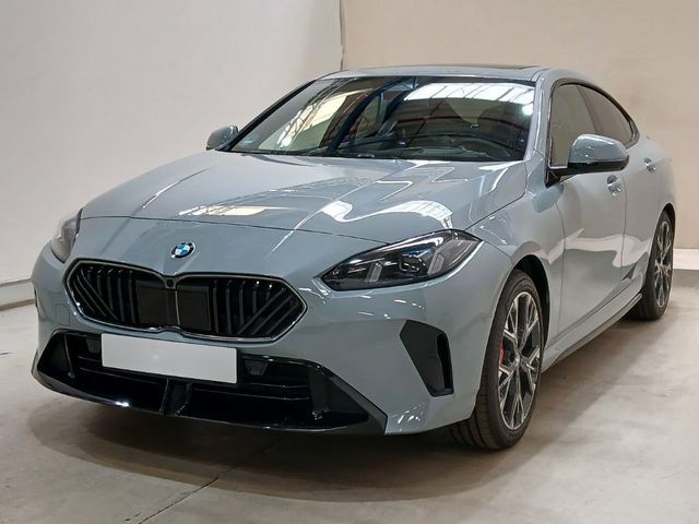 BMW 220 i Gran Coupé M Sport Pano H&k Memory Schale