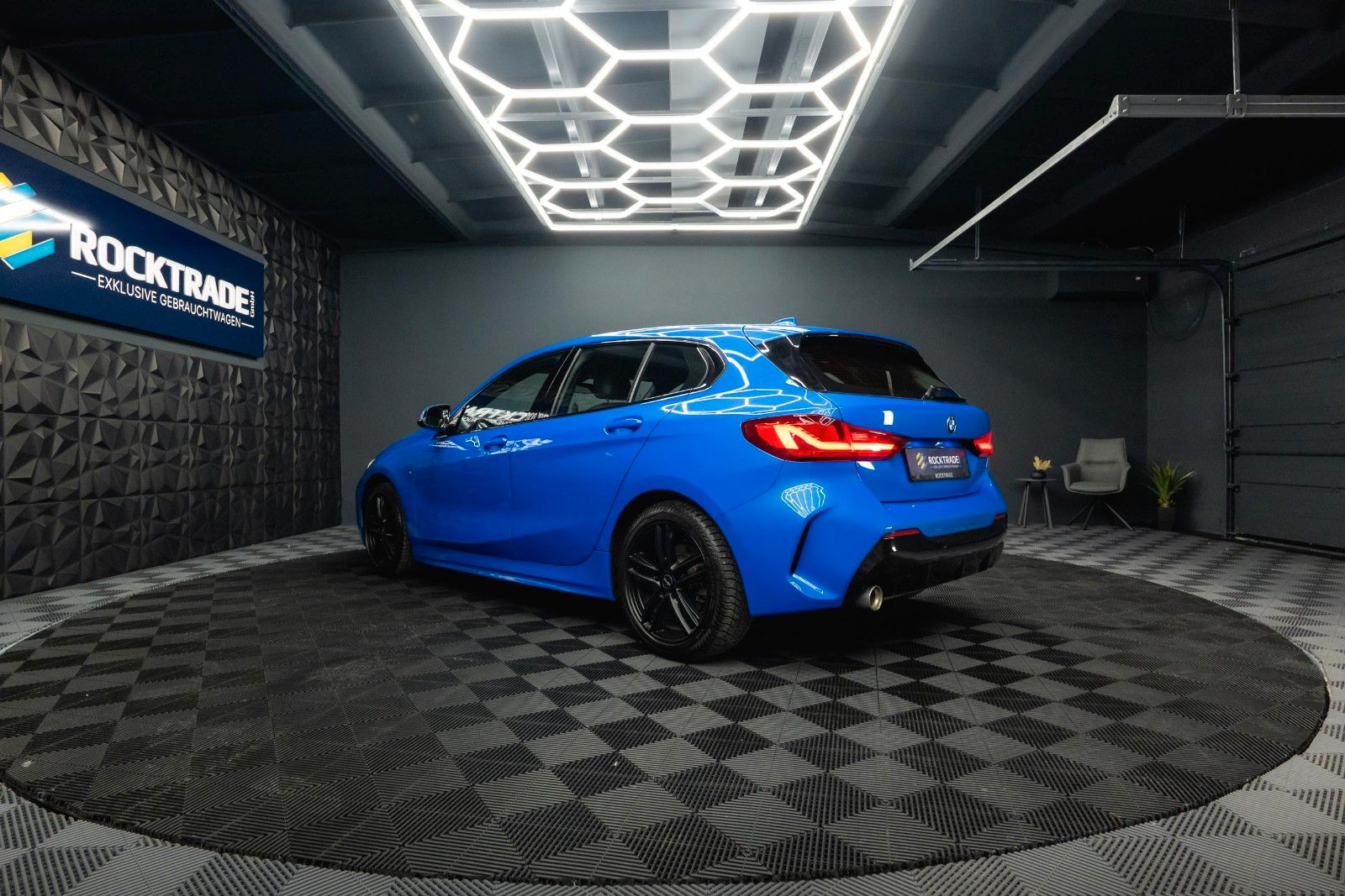 Fahrzeugabbildung BMW 118i M Sport Twin-Turbo Shadow Line *LED*DAB*