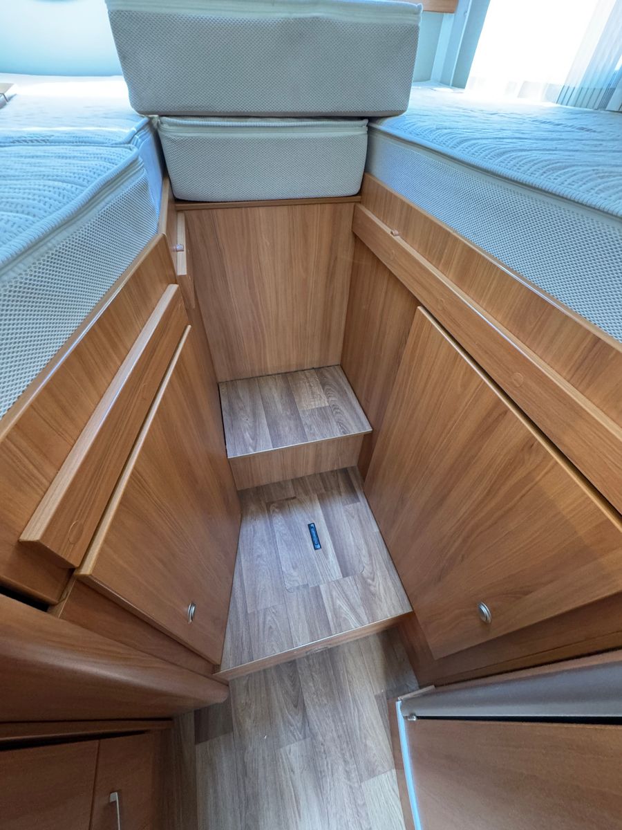Fahrzeugabbildung HYMER / ERIBA / HYMERCAR EXSIS-T 474 EB FIAT DUCATO 1.HAND SAT TV MARKISE