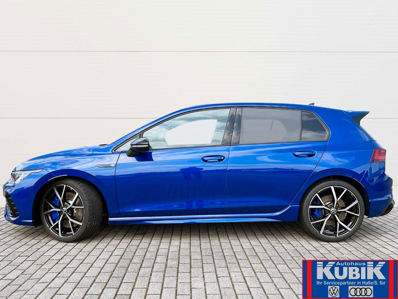 Volkswagen Golf 8 R Performance Black Style 2,0 TSI 4motion foto 3