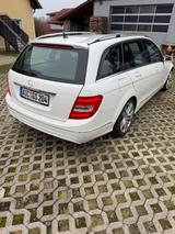 Mercedes-Benz C 180 T BlueEFFICIENCY AVANTGARDE  - Mercedes-Benz C 180 Gebrauchtwagen in Augsburg