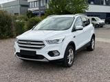 Ford Kuga Titanium Automatik - Ford Gebrauchtwagen in Frankfurt