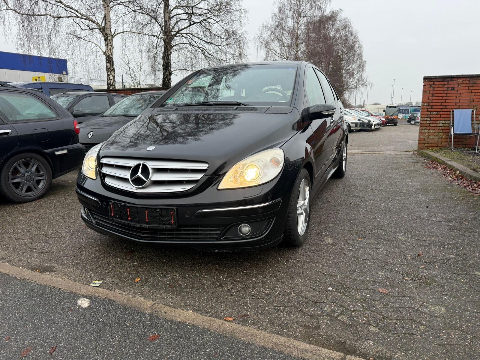 Mercedes-Benz B 200 *Klima*PDC*Panorama*TÜV NEU*SHZ*