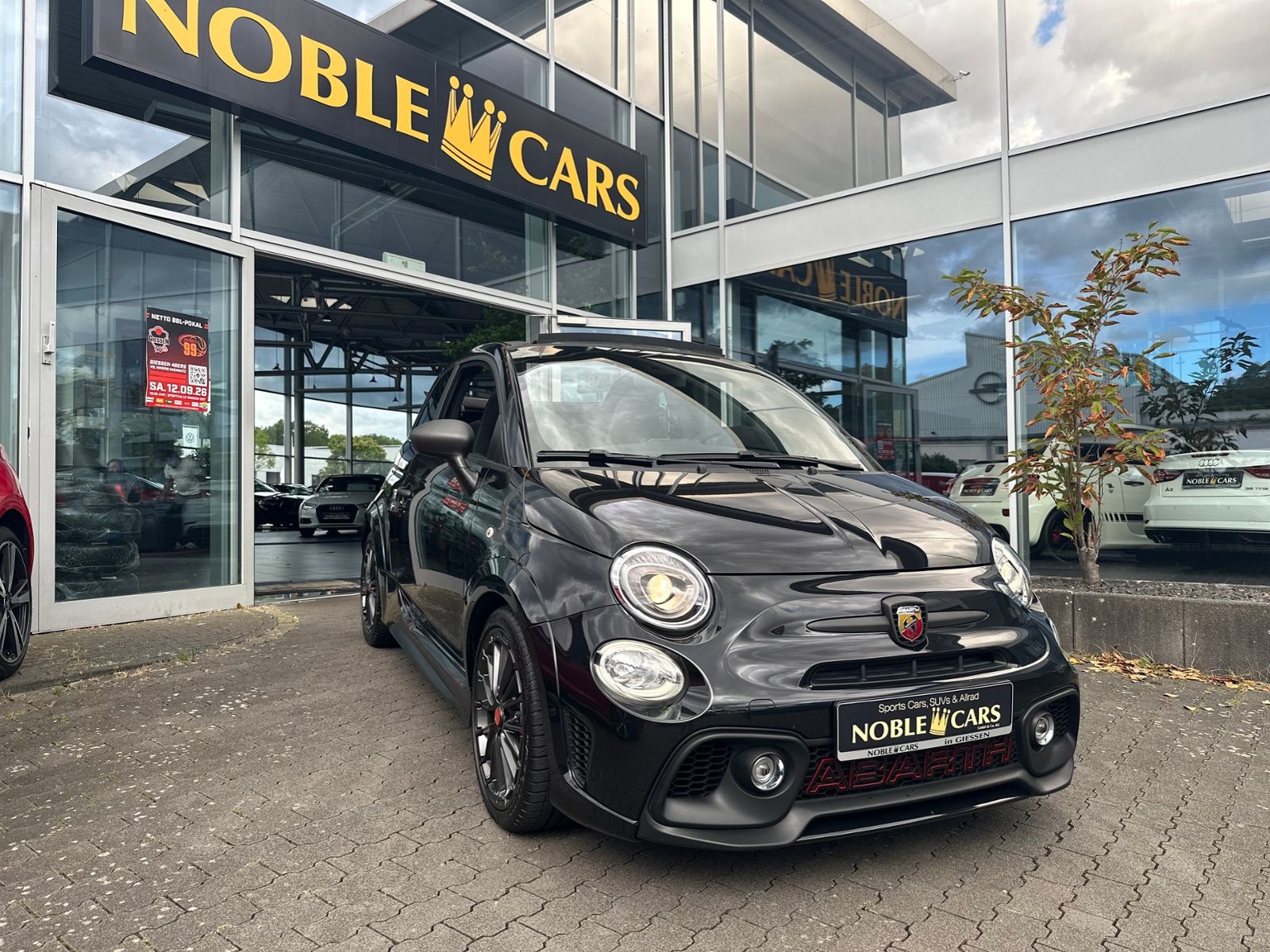 Fahrzeugabbildung Abarth 595C Competizione KLIMA NAV DAB PDC ALU