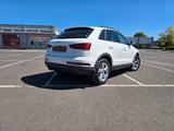 Audi Q3 2.0 TDI / 1 Hand / Scheckheft / AHK / LED - Audi Q3 von privat