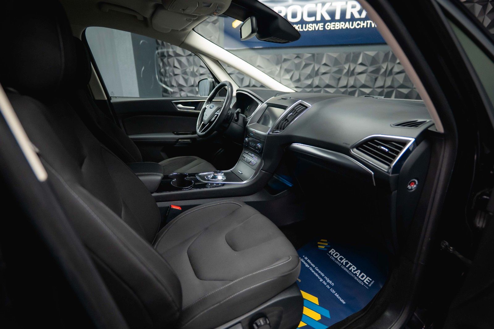 Fahrzeugabbildung Ford S-Max Titanium 2.0 EcoBoost *ACC*Kamera*LED*