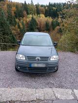 Volkswagen Caddy 1,6 Life - Volkswagen Caddy mit Benzin-Antrieb: Kombi, 1.6